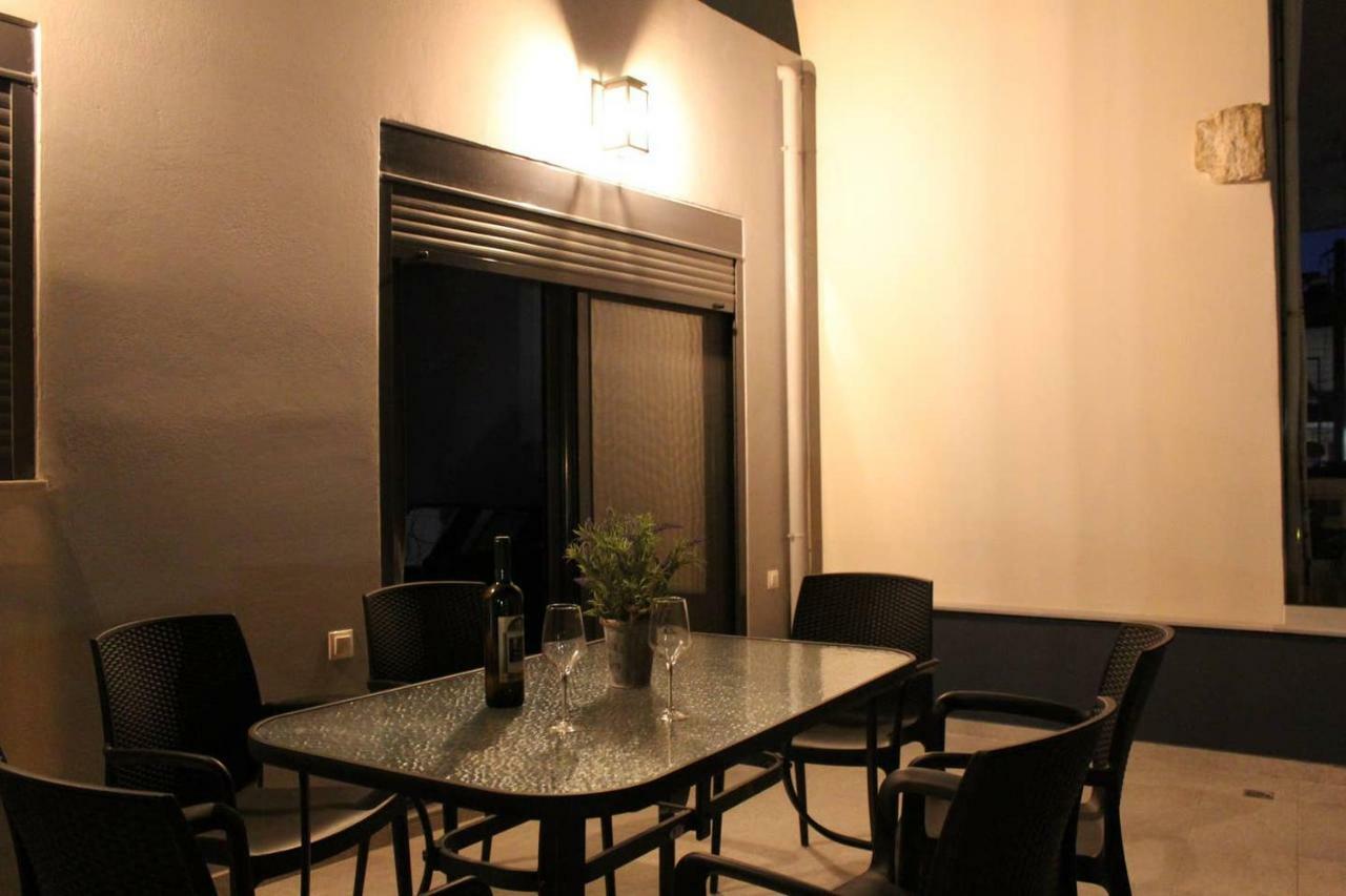 Mos Luxury City Suites - The Loft Chania  Екстер'єр фото